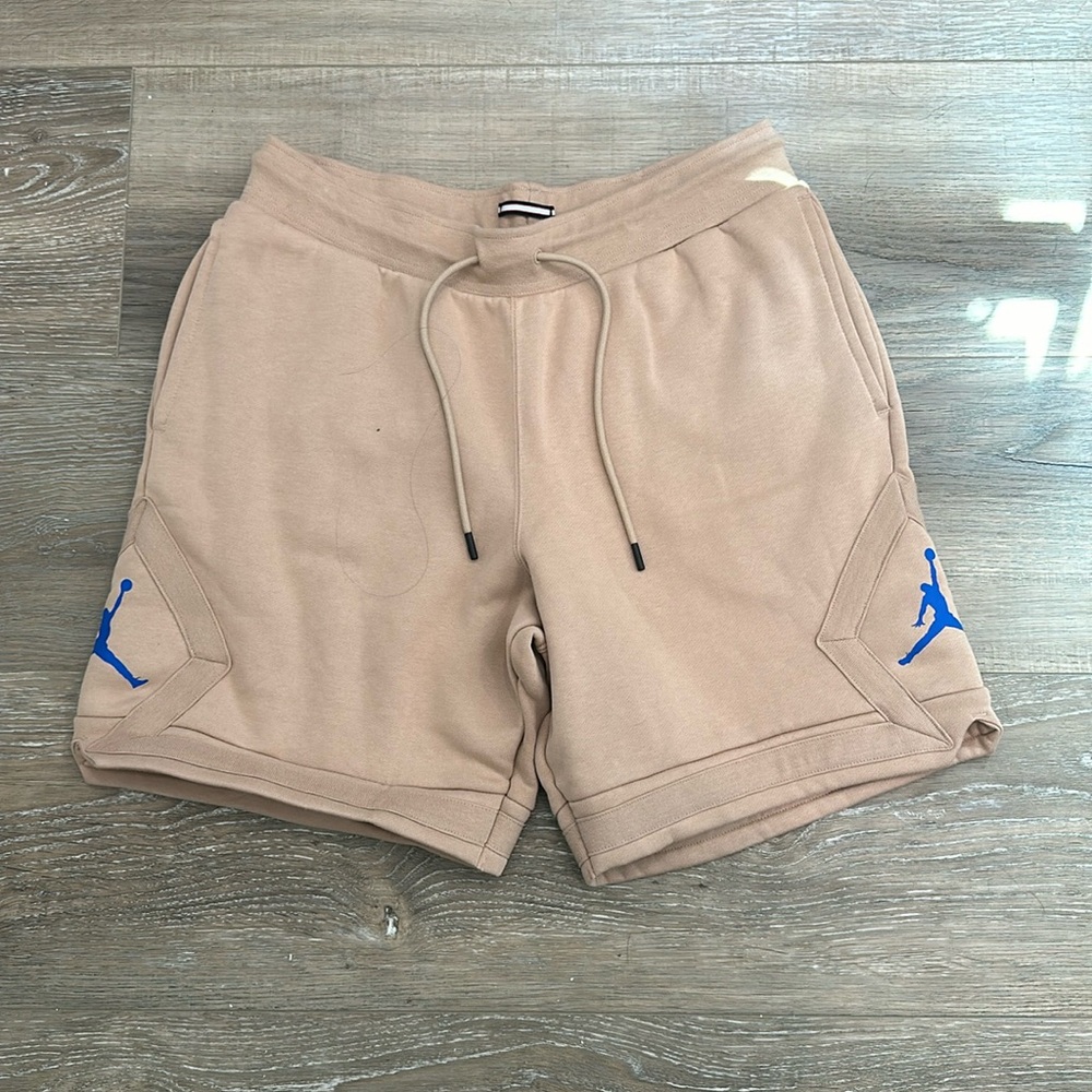 NWT Men Air Jordan Casual Shorts